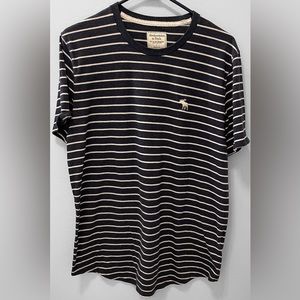 Abercrombie & Fitch Mens Tshirt. Size Large